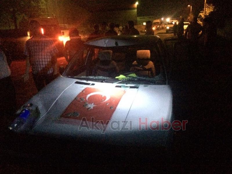 Marketten Dönen Yayalara Otomobil çarptı 2 yaralı