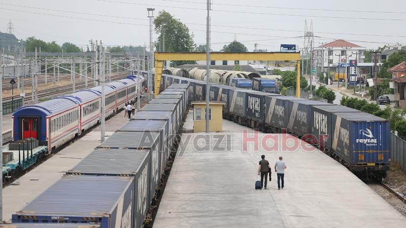 Marmaray geçişli ilk ihracat blok treni Sakarya'dan yola çıkıyor