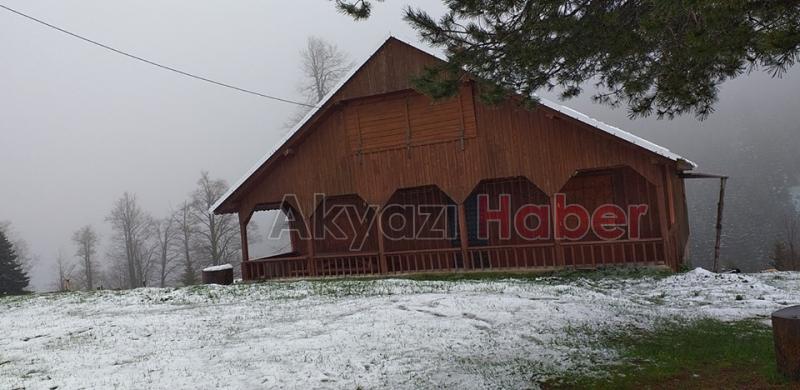 Mayıs ayında kar sürprizi  Yaylalar beyaza büründü