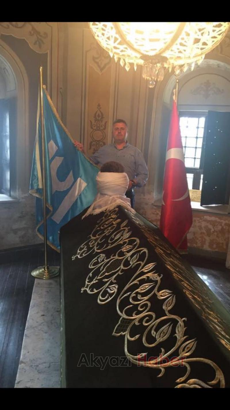 Meclis Üyeleri Ertuğrul Gazi Türbesini Ziyaret Ettiler