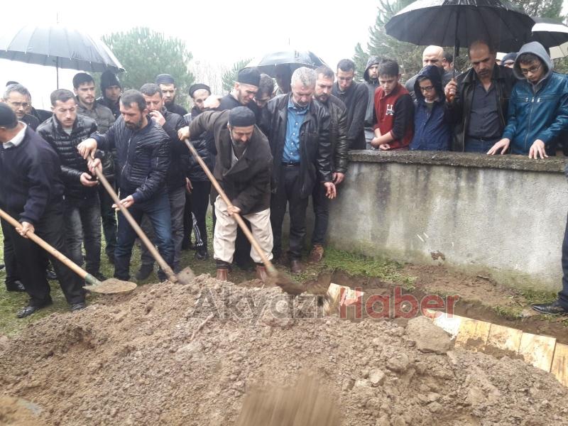 Mehmet Akdin Defnedildi