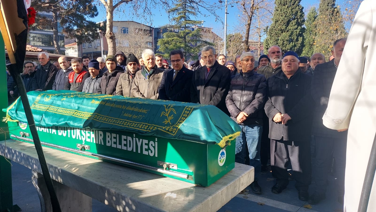 Mehmet Barutçu Sevenlerinin Dualarıyla Son Yolculuğuna Uğurlandı