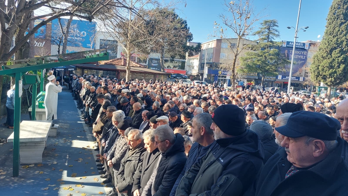 Mehmet Barutçu Sevenlerinin Dualarıyla Son Yolculuğuna Uğurlandı