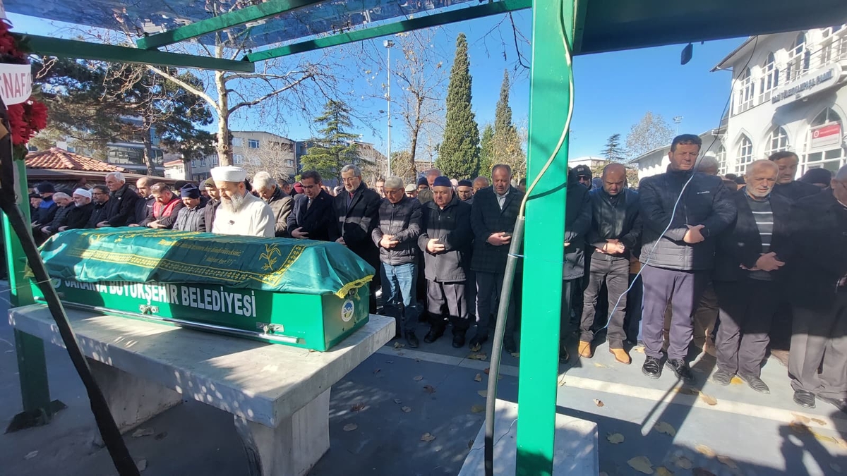 Mehmet Barutçu Sevenlerinin Dualarıyla Son Yolculuğuna Uğurlandı