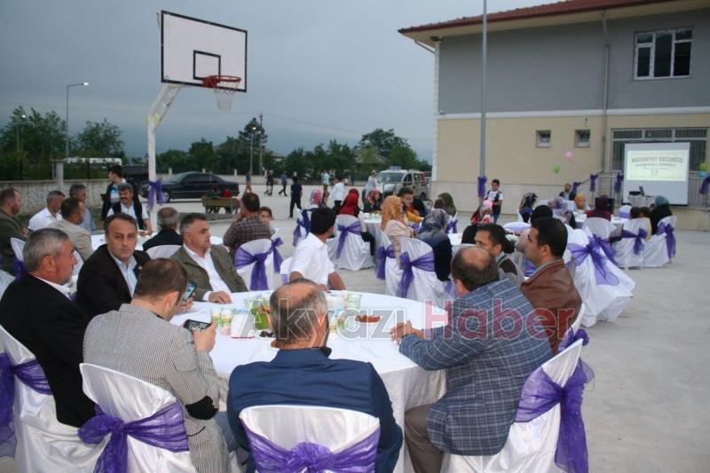 Mehmet Soykan Ortaokulunda Mezuniyet İftarı 