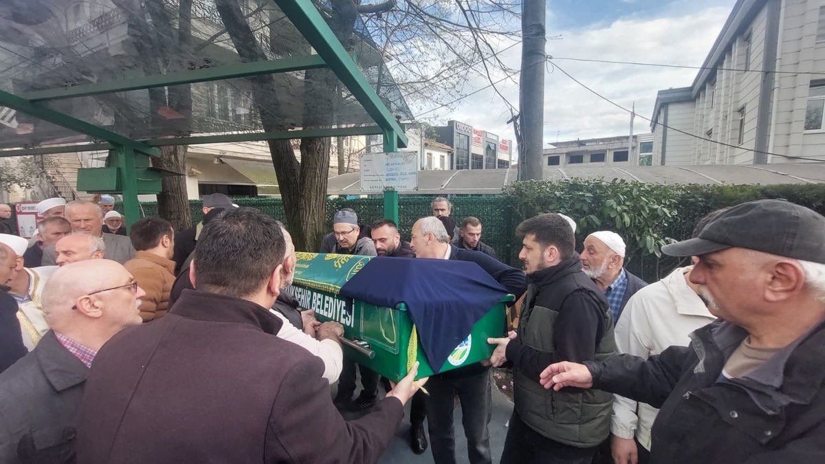 Memnune Genç Dualarla Son Yolculuğuna Uğurlandı 