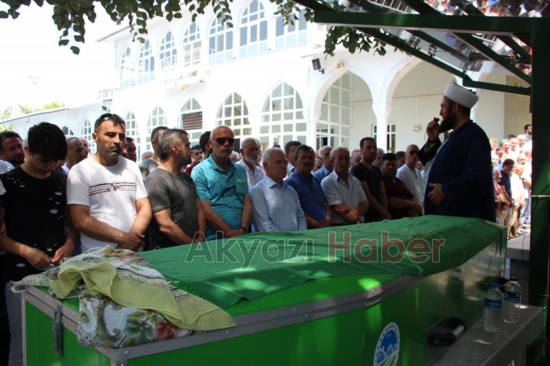 Meral Demirkol dualarla defnedildi