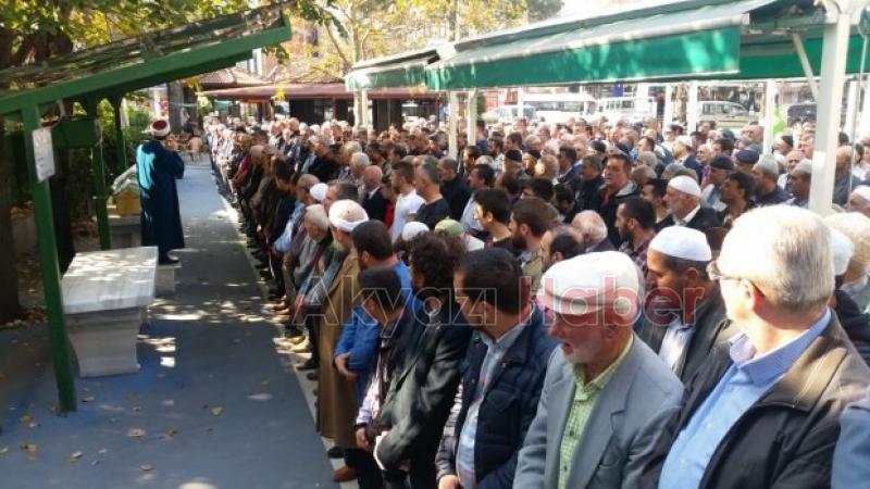 Merhum Mehmet Ermişin Eşi Defnedildi