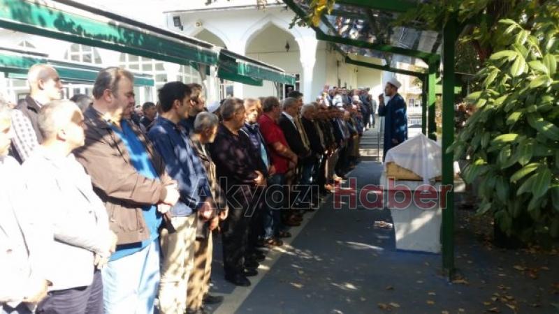 Merhum Mehmet Ermişin Eşi Defnedildi