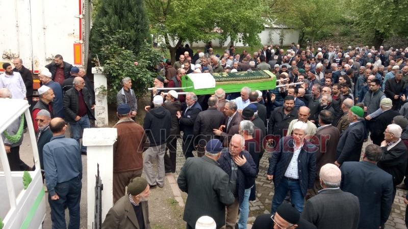 Merhum Osman Kalkan Dualar ile defnedildi