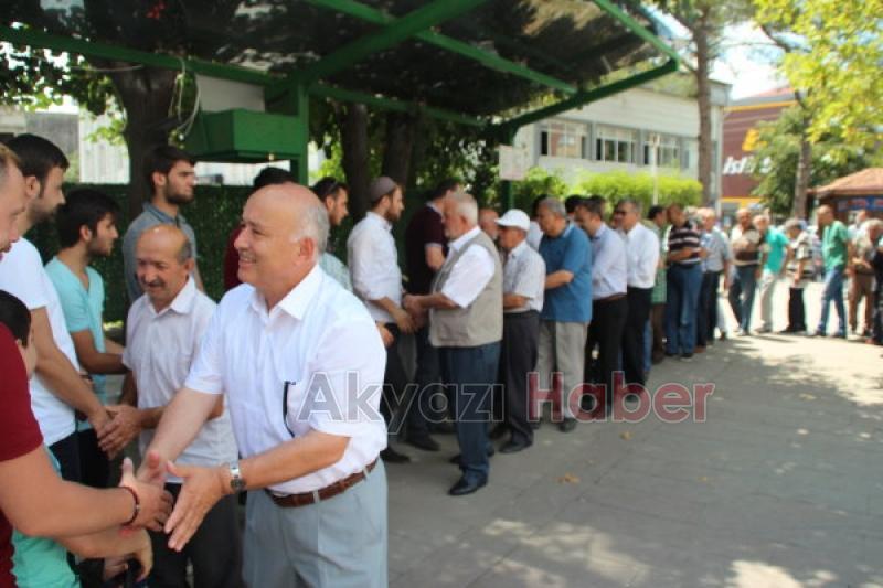 Merhum Yaşar Erolun Eşi Defnedildi