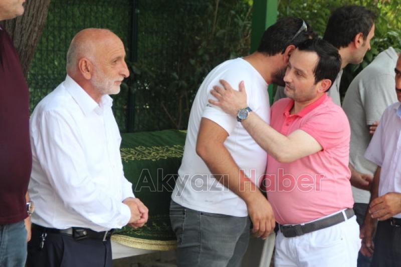 Merhum Yaşar Erolun Eşi Defnedildi