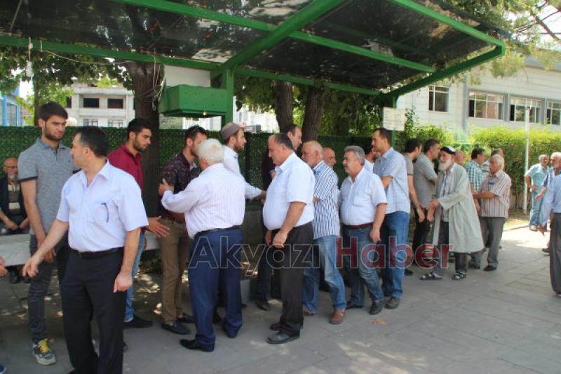 Merhum Yaşar Erolun Eşi Defnedildi