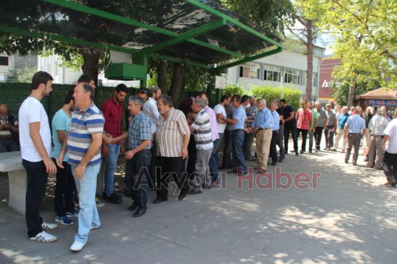 Merhum Yaşar Erolun Eşi Defnedildi