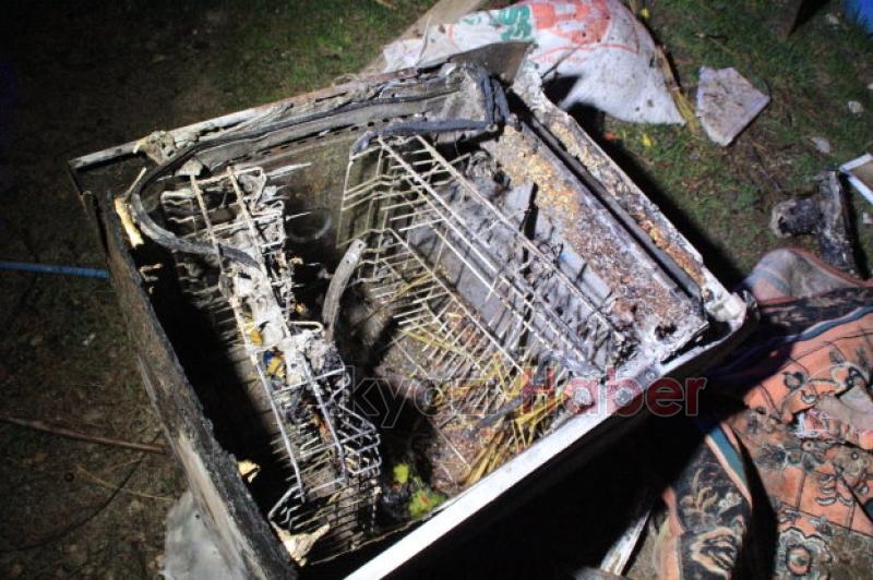 Merkez Yeniköy de Yangın