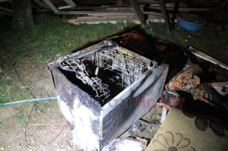 Merkez Yeniköy de Yangın