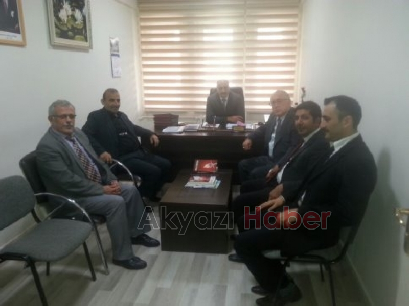 Mesut Papatya Görevine Geri Döndü