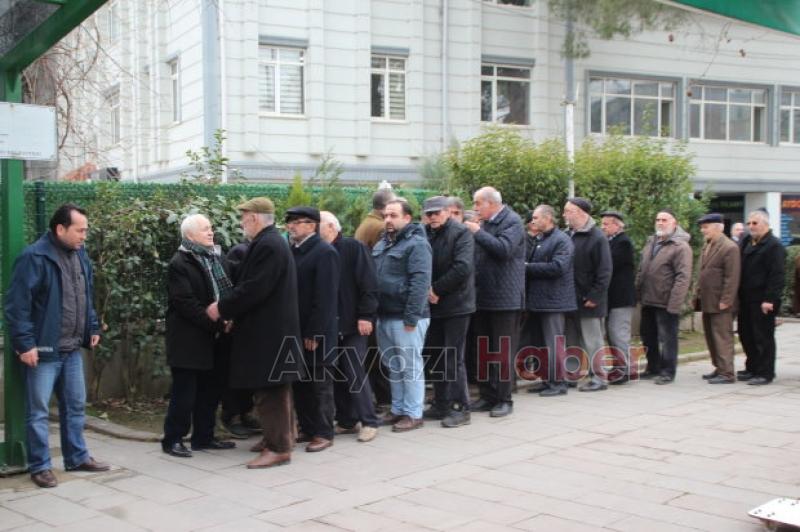 Metin Bulat Defnedildi