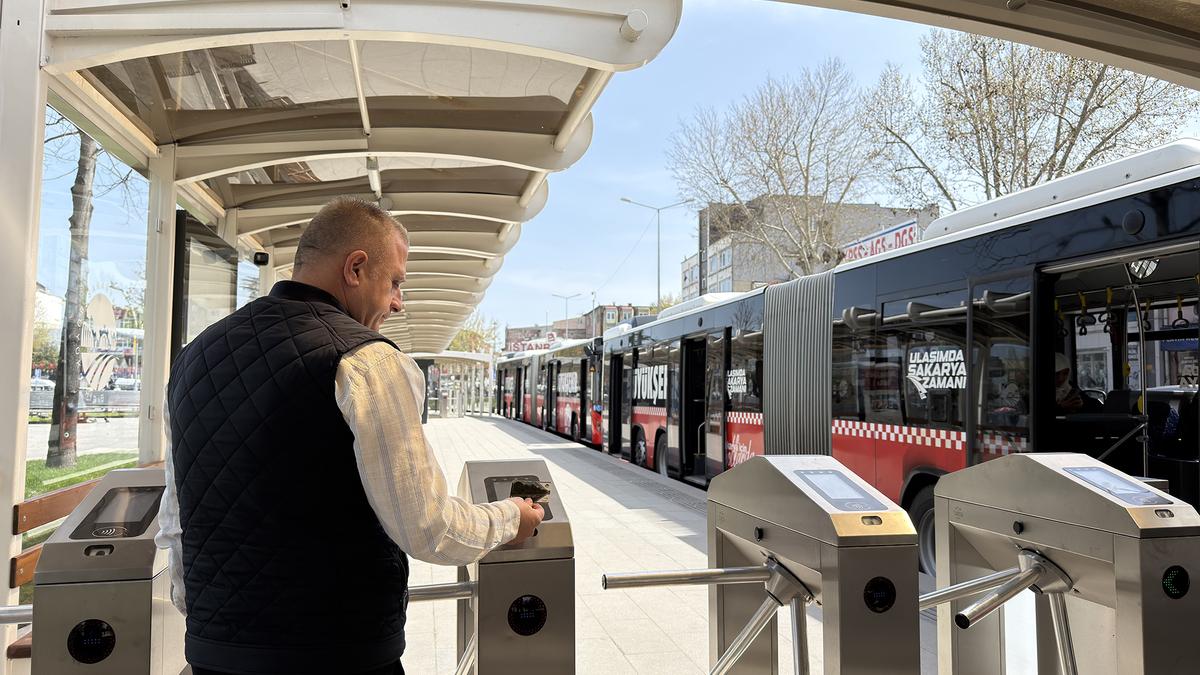 Metrobüste ücretsiz seferler dönemi bitti