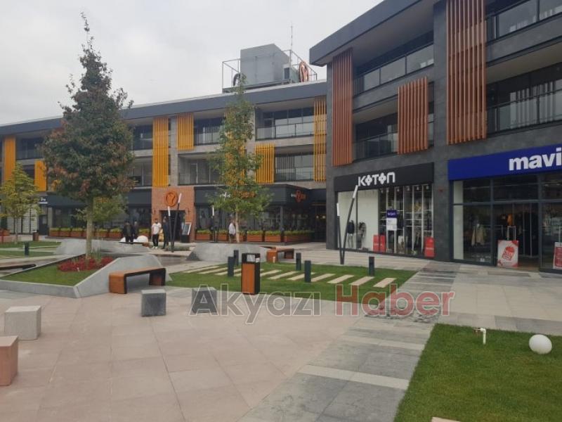 Meydan54 AVM Yatırımcılarını Bekliyor