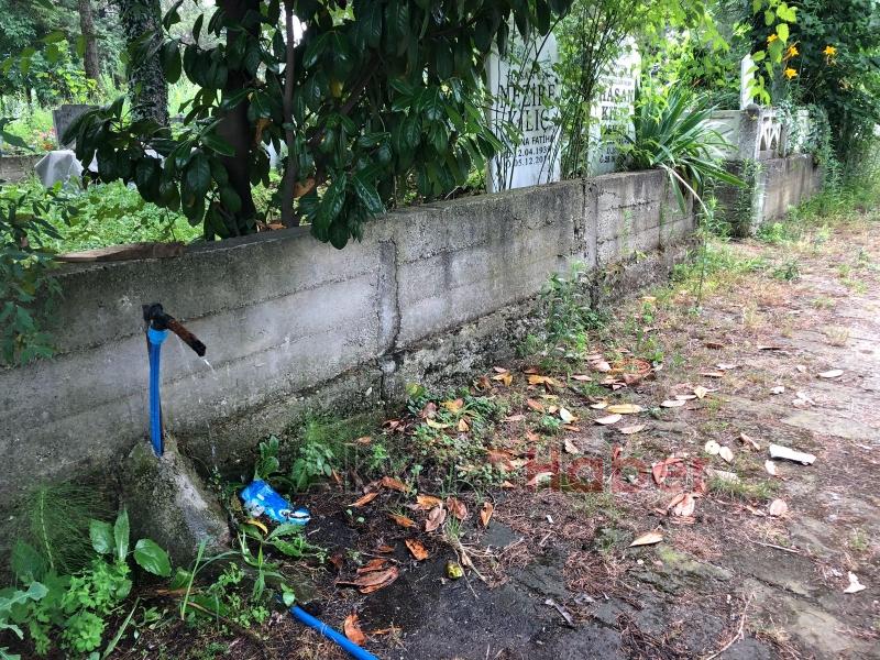 Mezarlıktaki muslukları çaldılar