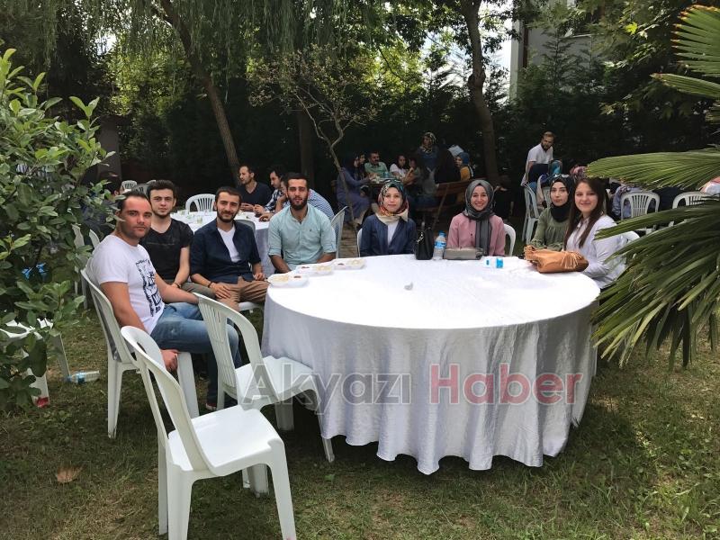 Mezunlar Pilav Gününde Buluştu