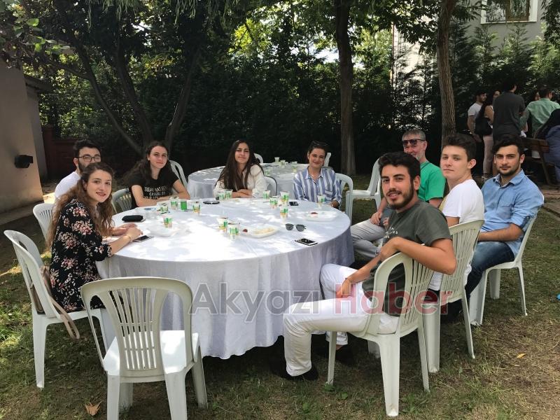 Mezunlar Pilav Gününde Buluştu