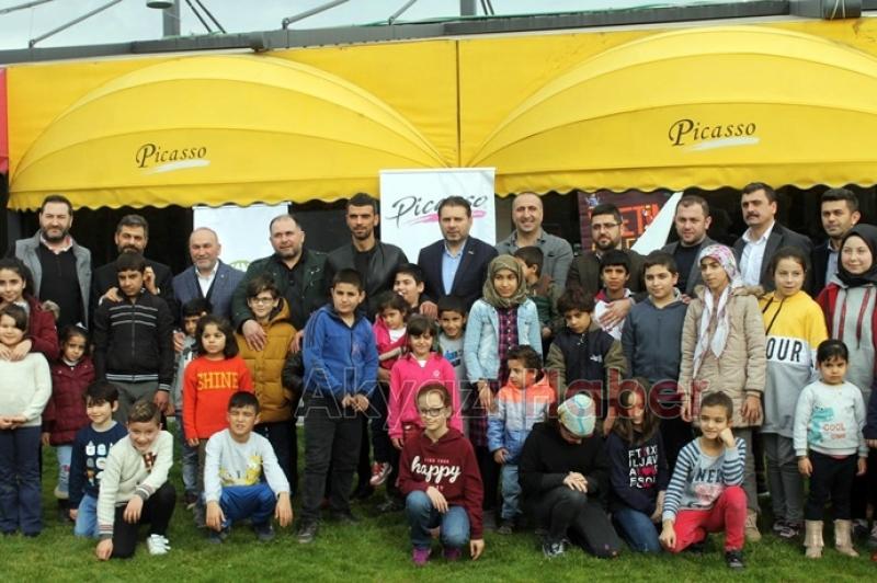 Milletvekili maaşını yetim çocuklara bağışlayacak