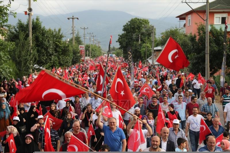 Milli Birlik Yürüyüşü Akyazı’da binlerce kişinin katılımıyla gerçekleşti