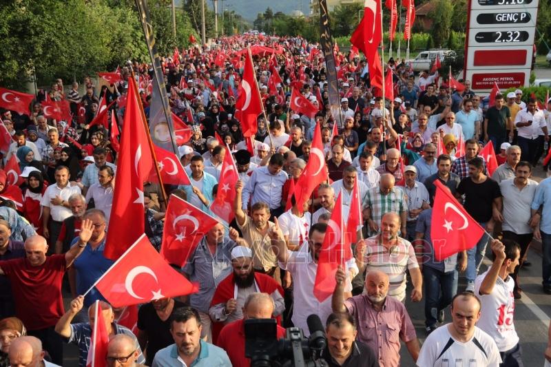Milli Birlik Yürüyüşü Akyazı’da binlerce kişinin katılımıyla gerçekleşti