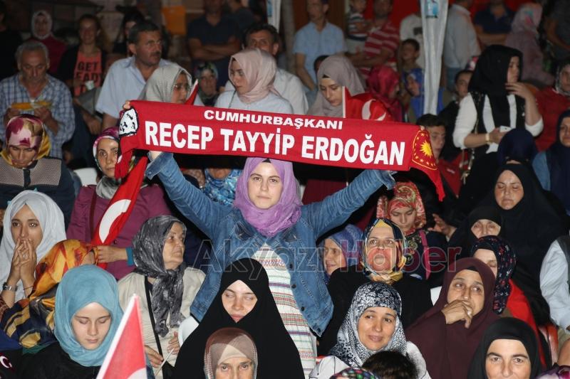 MİLLİ İRADE VE DEMOKRASİ NÖBETİNDE 13. GECE