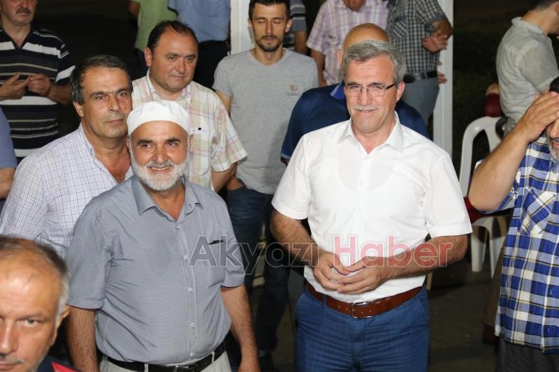 MİLLİ İRADEYE DESTEK NÖBETİ HERGÜN DAHA DA KALABALIK