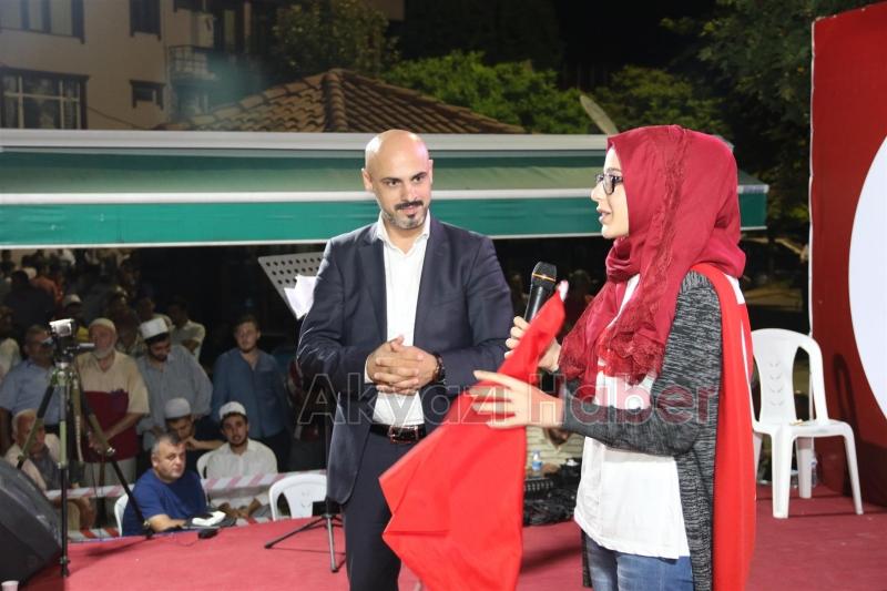 MİLLİ İRADEYE DESTEK NÖBETİ HERGÜN DAHA DA KALABALIK