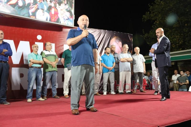 MİLLİ İRADEYE DESTEK NÖBETİ HERGÜN DAHA DA KALABALIK