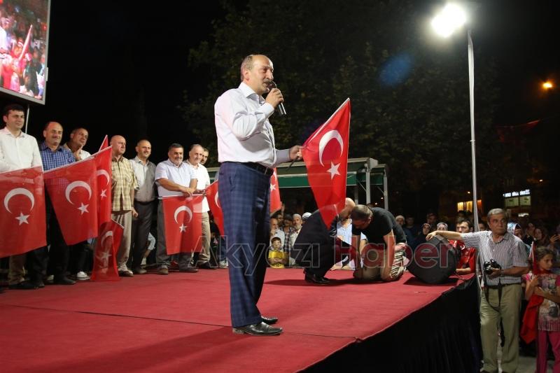 MİLLİ İRADEYE DESTEKTE 18. GECE NÖBETİ EKSİKSİZ TUTULDU