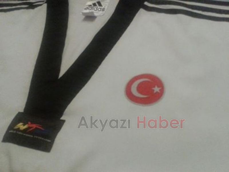 Milli Taekwondocumuz Alper Tuna Alan Almanya Yolcusu