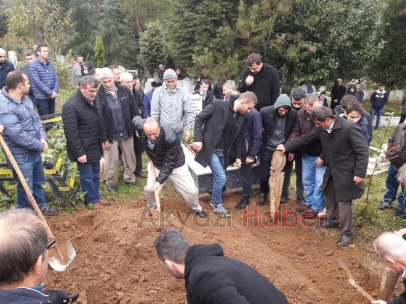 Mine Aydın Defnedildi