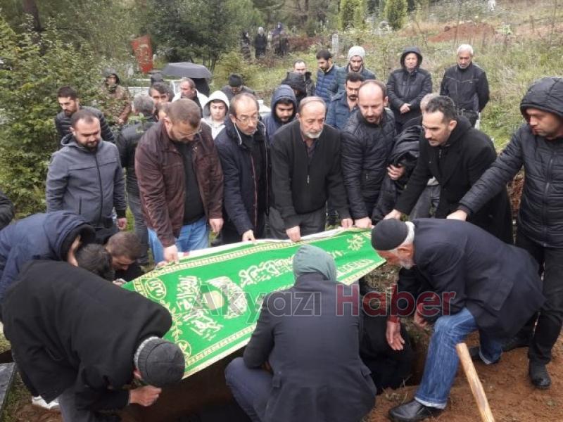 Mine Aydın Defnedildi