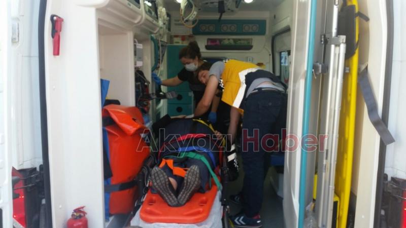 Minibüsün Kapısına Takıldı Yerde Sürüklendi 