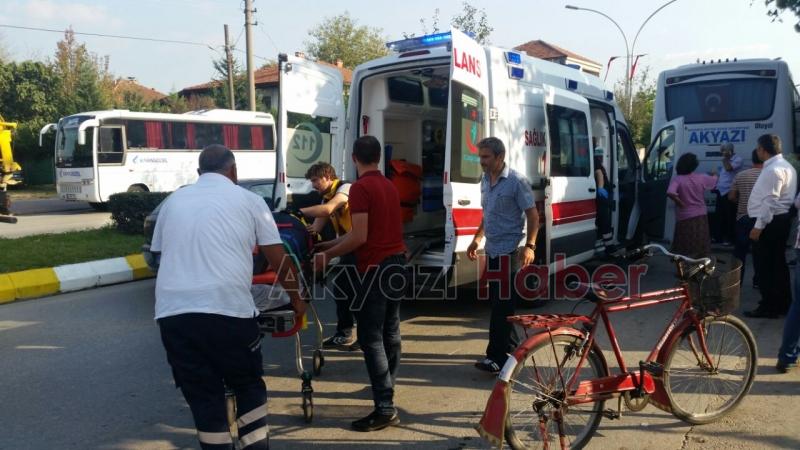 Minibüsün Kapısına Takıldı Yerde Sürüklendi 