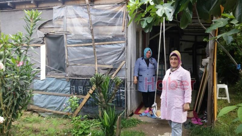  Minik Öğrenciler İhtiyaç Sahiplerine Ramazan Kumanyası Dağıttı