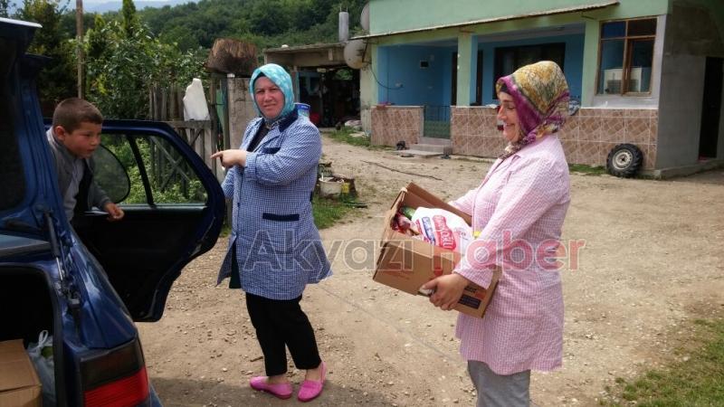  Minik Öğrenciler İhtiyaç Sahiplerine Ramazan Kumanyası Dağıttı