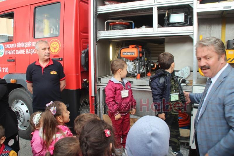 Minikler Akyazı İtfaiyesine Ziyaret 