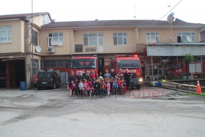 Minikler Akyazı İtfaiyesine Ziyaret 