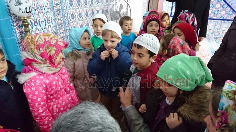 Minikler Kuzuluk Şose Mahalle Camini Gezdi