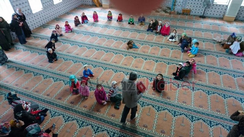 Minikler Kuzuluk Şose Mahalle Camini Gezdi