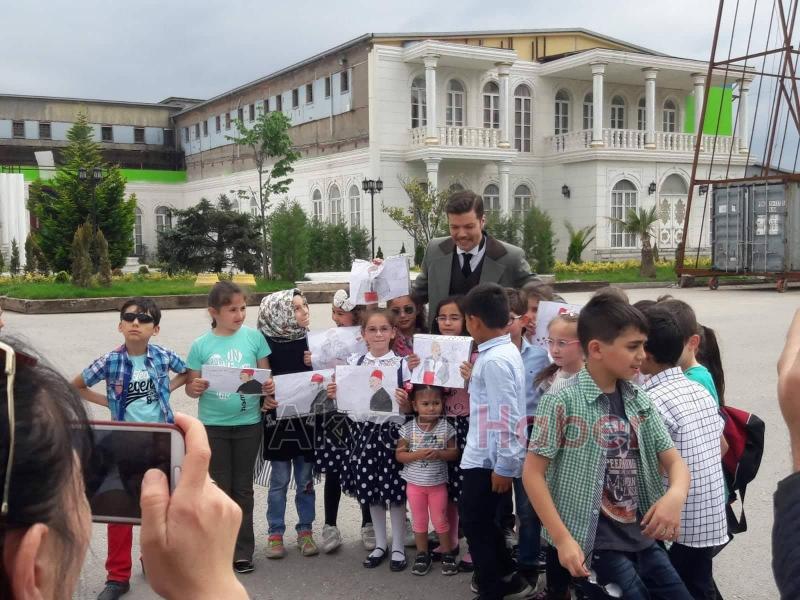 Minikler Payitaht Abdülhamit Dizi Setini Gezdi