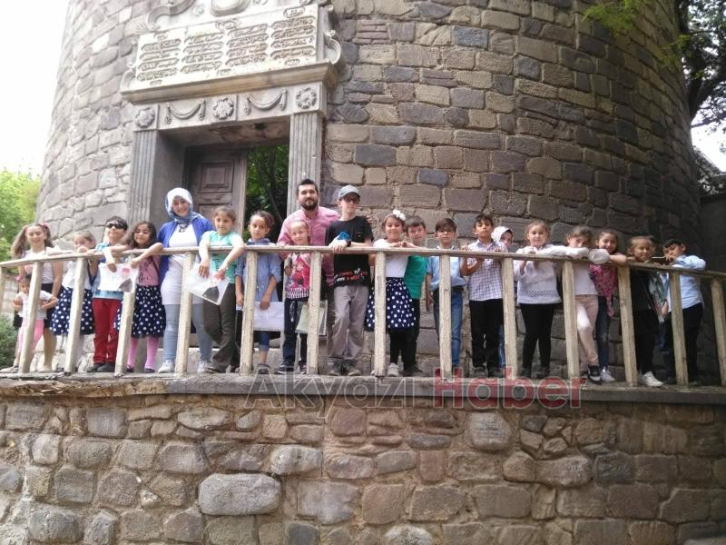 Minikler Payitaht Abdülhamit Dizi Setini Gezdi