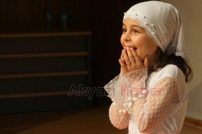 Miniklerin Yıl Sonu Gösterisi