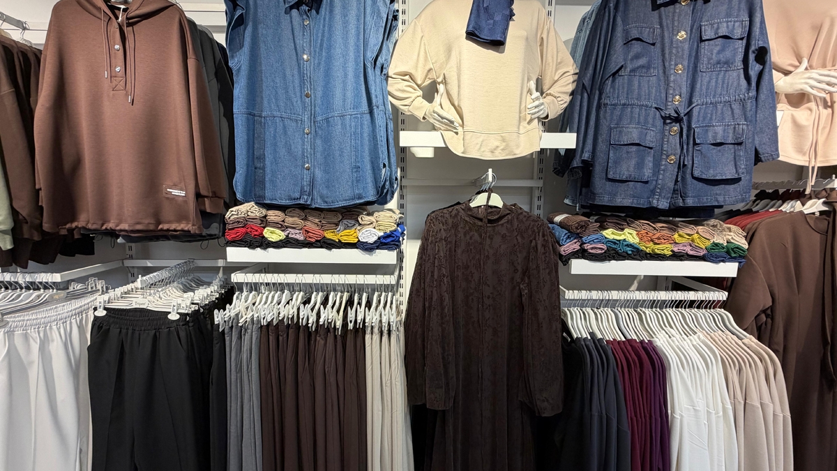 Moda Sarem olarak 10 yıldır Sakarya’nın Akyazı ilçesinde giyim sektöründe kalite güven ve şıklığı bir araya getiriyoruz.